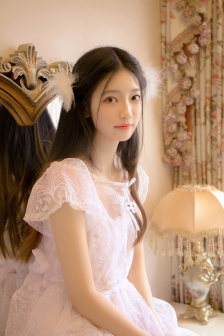 呜呜小妖精自己动坐下去